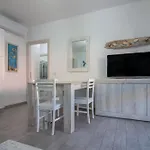 Guesthost - Gabbiano Lovely Flat With Veranda *