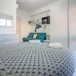 Apartment Guesthost - Gabbiano Lovely Flat With Veranda Palau