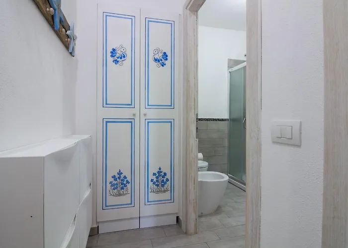 Apartment Guesthost - Gabbiano Lovely Flat With Veranda *