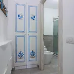 Apartamento Guesthost - Gabbiano Lovely Flat With Veranda *