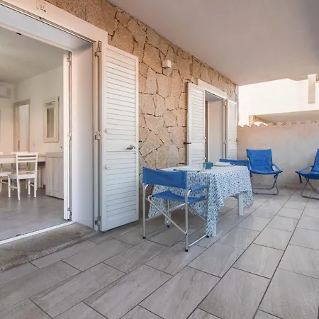 Guesthost - Gabbiano Lovely Flat With Veranda